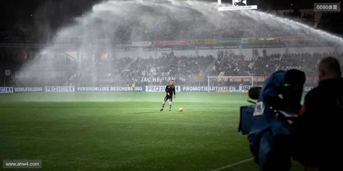 一键开启赛事直播，与全球球迷同频欢呼！🎯